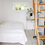 Dom wakacyjny One-bedroom In Tranekar *