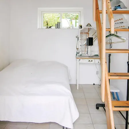 Holiday home Gorgeous In Tranekaer With Kitchen *