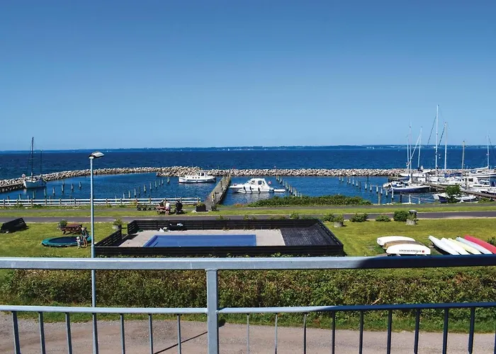 Сasa de vacaciones One-bedroom In Tranekar *